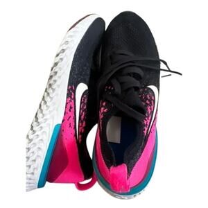 EUC Nike Epic Flyknit Youth sneakers black white rose explosion sz 6.5Y